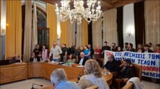 Χαμός σε Δημοτικό Συμβούλιο του Ηρακλείου για τη θέρμανση σε σχολεία - «Ντροπή σας, είστε απαράδεκτοι»