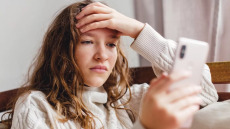 Τι θα συμβεί εάν «κόψετε» τα social media για μία εβδομάδα – Έρευνα σε νέους 18-24 ετών απαντά
