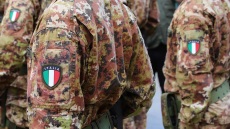 Μετά τη Γαλλία και τη Γερμανία, ρίχνει και η Ιταλία στο τραπέζι τις αλλαγές στη στρατιωτική θητεία 