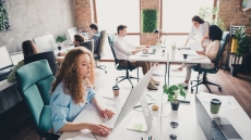 Τι σημαίνει η συμφωνία για τις συλλογικές συμβάσεις εργασίας: Τα κομβικά σημεία που θα διευκολύνουν την αύξηση μέσων μισθών