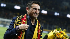 Απάντησε στους επικριτές του ο Χιμένεθ: «Αν με τιμήσει κάποτε ο Άρης, δεν θα πετάξω το κασκόλ στο έδαφος» - Βίντεο 
