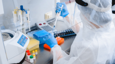 Συναγερμός για τον HIV: «Σιωπηλή» κρίση με τις μισές διαγνώσεις να γίνονται με μεγάλη καθυστέρηση