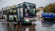 Live πώς θα κινηθεί η κακοκαιρία τις επόμενες ώρες, κλειστά σχολεία σε 11 δήμους σε όλη την Ελλάδα - Πού υπάρχουν προβλήματα