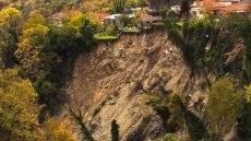 Ισχυρές βροχές και καταιγίδες στο Αν. Αιγαίο - 127 κλήσεις στην Πυροσβεστική από χθες στην Αττική
