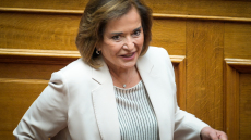 Μπακογιάννη: Ο πατέρας μου είχε παντρέψει πριν από 21 χρόνια κάποιον ξάδελφο ή αδελφό του «Φραπέ»