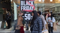 Ωράριο καταστημάτων σήμερα (30/11): Τι ισχύει για τα σούπερ μάρκετ - Τι ώρα κλείνουν τα μαγαζιά 