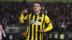 Παναθηναϊκός - ΑΕΚ 2-3: Άλωσε τη Λεωφόρο με χατ τρικ του Γιόβιτς η Ένωση - Δείτε τα γκολ 