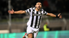 Με τρομερή ανατροπή ο ΠΑΟΚ των 10 παικτών νίκησε 3-2 στην έδρα του Λεβαδειακού - Δείτε τα γκολ