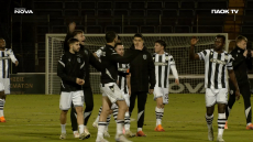 ΠΑΟΚ: Η παρακάμερα του θριάμβου στη Λιβαδειά με τους ξέφρενους πανηγυρισμούς στο γκολ του Γιακουμάκη - Βίντεο
