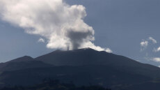 Συναγερμός για το ηφαίστειο Πουρασέ στην Κολομβία - Τέφρα «πνίγει» χωριά, αυξημένος κίνδυνος έκρηξης
