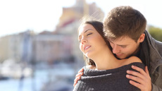 Οι τροφές που μας κάνουν να μυρίζουμε όμορφα και ελκυστικά – Ποιοι αναδύουν πιο γλυκό και φρέσκο άρωμα
