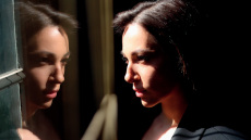 Ηρώ Πεκτέση: «Στη σκηνή ή στη μόδα, όταν δημιουργώ, βάζω την αλήθεια μου»