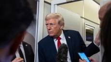 Τραμπ για Βενεζουέλα και Ονδούρα: Τηλεφώνημα με Μαδούρο και πρόθεση χάριτος σε Ερνάντες 