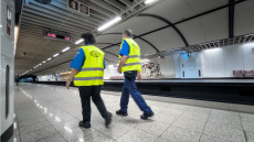 Πρόστιμο €3,8 εκατ. της ΣΤΑ.ΣΥ στην ισπανική CAF για τις καθυστερήσεις στην αναβάθμιση των συρμών της Γραμμής 1
