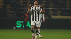 Άρης - ΠΑΟΚ 1-1: Πήρε βαθμό με buzzer beater «ψαλιδάκι» του Γιακουμάκη ο Δικέφαλος, δείτε τα γκολ 