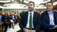 Tα αναχώματα του ΠΑΣΟΚ απέναντι στην επιστροφή Τσίπρα και το «τετ-α-τετ» Ανδρουλάκη-Δούκα για το κυκλοφοριακό 