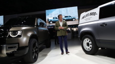 Η Jaguar Land Rover απέλυσε τον επικεφαλής σχεδιασμού, Τζέρι ΜακΓκόβερν, σύμφωνα με δημοσιεύματα