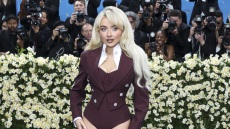 Καβγάς της Σαμπρίνα Κάρπεντερ με τον Λευκό Οίκο: Αηδιαστικό να βάζετε τραγούδια μου στις συλλήψεις μεταναστών, με τρολάρισμα η απάντηση της Ουάσινγκτον