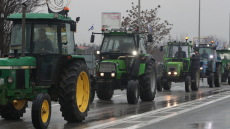 Αγρότες: Συνεχίζουν με νέα μπλόκα, στόχος έως την Κυριακή να έχουν 30 σε εθνικές οδούς