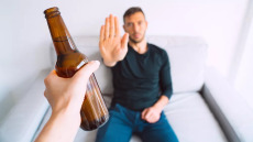 Παχυσαρκία: Τα πασίγνωστα φάρμακα που φέρνουν την επανάσταση (και) στην αντιμετώπιση των εθισμών