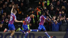 Άλμα τετράδας η Κρίσταλ Πάλας με το διπλό στην έδρα της Φούλαμ, ήττα σοκ για Ρόμα στο Κάλιαρι, δείτε γκολ από τα γήπεδα της Ευρώπης 