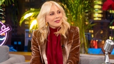 Σμαράγδα Καρύδη για τον πατέρα της, Ντίνο: Ασχολούνταν με εμένα στον δημόσιο λόγο παραπάνω από όσο θα ήθελα
