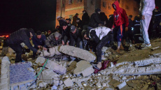 Τα κτίρια που κατέρρευσαν στο Μαρόκο είχαν «ενδείξεις ρωγμών» εδώ και καιρό, στους 19 οι νεκροί