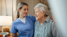 Η άνοια χτυπάει αμείλικτα τους Ιάπωνες – Μπορεί να δώσει λύση η Τεχνολογία;
