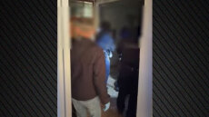 Έφοδος της Αστυνομίας σε οικισμό στον Ασπρόπυργο,  επτά συλλήψεις: Δείτε βίντεο και φωτογραφίες