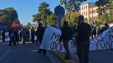 Φοιτητές του Γεωπονικού έκλεισαν την Ιερά Οδό σε ένδειξη συμπαράστασης στους αγρότες, δείτε βίντεο