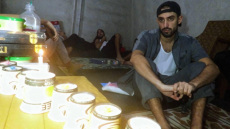 Συγκλονιστικές εικόνες από τα τούνελ της Χαμάς: Ισραηλινοί όμηροι γιορτάζουν τo Xάνουκα λίγο πριν εκτελεστούν, δείτε βίντεο