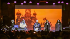 Ρωσία: Το συγκρότημα 'Pussy Riot', που αντιτίθεται στο Κρεμλίνο, χαρακτηρίστηκε εξτρεμιστική οργάνωση από δικαστήριο