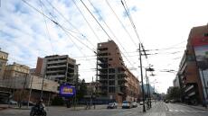 «Παγώνει» λόγω κοινωνικών αντιδράσεων η επένδυση του Κούσνερ σε βομβαρδισμένο κτίριο στο Βελιγράδι