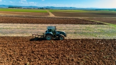 Πληρωμές 487,9 εκατ. ευρώ από ΟΠΕΚΕΠΕ και ΕΛΓΑ - Στα 3,2 δισ. ευρώ οι πληρωμές προς τους αγρότες για το 2025