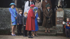 Το περιστατικό σε χριστουγεννιάτικο τραπέζι που δεν κατάφερε να ξεπεράσει η βασιλική οικογένεια της Βρετανίας