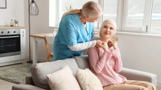 4 άνθρωποι διαγιγνώσκονται με καρκίνο κάθε λεπτό – Η νόσος «κοστίζει» στην Ευρώπη 97 δισ. ετησίως
