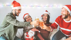 Γιατί στις γιορτές αυξάνεται ο κίνδυνος για πέτρες στα νεφρά – Πώς να τον αποφύγετε