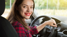 Αγορά μεταχειρισμένου χωρίς ρίσκο: Πώς το Cardom αλλάζει τα δεδομένα 