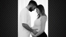 «Η οικογένειά μας μεγαλώνει»: Ετοιμόγεννη η Άννα Κορακάκη, αποκάλυψε το φύλο του μωρού που περιμένει, δείτε φωτογραφίες
