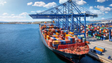 Τα αδίστακτα κόλπα των καρτέλ: Κοκαΐνη μέσα σε τόνους κοπριάς, υποβρύχια, ακόμα και ρουκέτες σε πλοία της γραμμής
