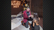 Ετοιμάζεται να ντυθεί γαμπρός ο Λαρεντζάκης: Έκανε πρόταση γάμου στην αγαπημένη του, βίντεο και φωτογραφίες 