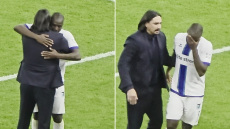 Το last dance του Τεττέη με την φανέλα της Κηφισιάς στο Καραϊσκάκη - Η αγκαλιά με τον Λέτο, το κλάμα και η αποθέωση, βίντεο και φωτογραφίες 