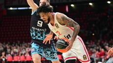 Με 41 πόντους του διαστημικού Ντόρσεϊ ο Ολυμπιακός 100-86 τον Κολοσσό στο ΣΕΦ, βίντεο