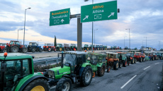 Ανοίγουν και σήμερα τα διόδια από τους αγρότες,  η γενική συνέλευση στη Νίκαια αποφασίζει για τις επόμενες κινήσεις τους 