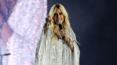 Η Βίσση δεν αφήνει ποτέ τη νύχτα, ξεκαθάρισε η τραγουδίστρια μετά τις φήμες ότι σταματάει τις ζωντανές εμφανίσεις της