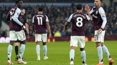 Το απίστευτο τρολάρισμα της Άστον Βίλα σε οπαδό της Μάντσεστερ Γιουνάιτεντ