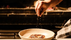 Άκρα: Το brunch που στέκεται στη λεπτομέρεια