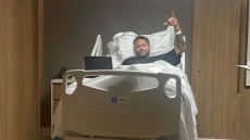 Ο Νεϊμάρ υποβλήθηκε με επιτυχία σε χειρουργική επέμβαση στο αριστερό γόνατο
