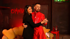 «Σήμερα θα γίνουμε viral»: Η συνέντευξη της Λατινοπούλου στον Τάσο Ξιαρχό, ο χορός τους, η κοπέλα που θολώθηκε και η ατάκα «ως γκέι βάζεις πολλούς άντρες κάτω»