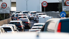 Τροχαίο στην Αττική Οδό μετά την έξοδο Κύμης στο ρεύμα προς Ελευσίνα - Κλειστές οι αριστερές λωρίδες κυκλοφορίας 